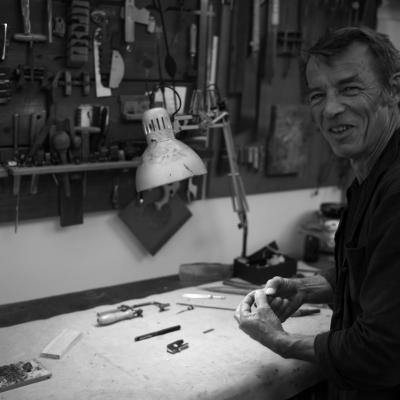 Maître Le Gouic luthier à Marseille