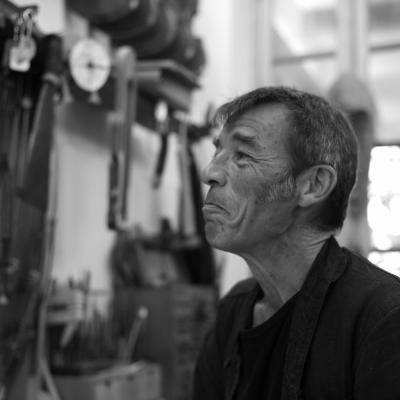 Maître Le Gouic luthier à Marseille