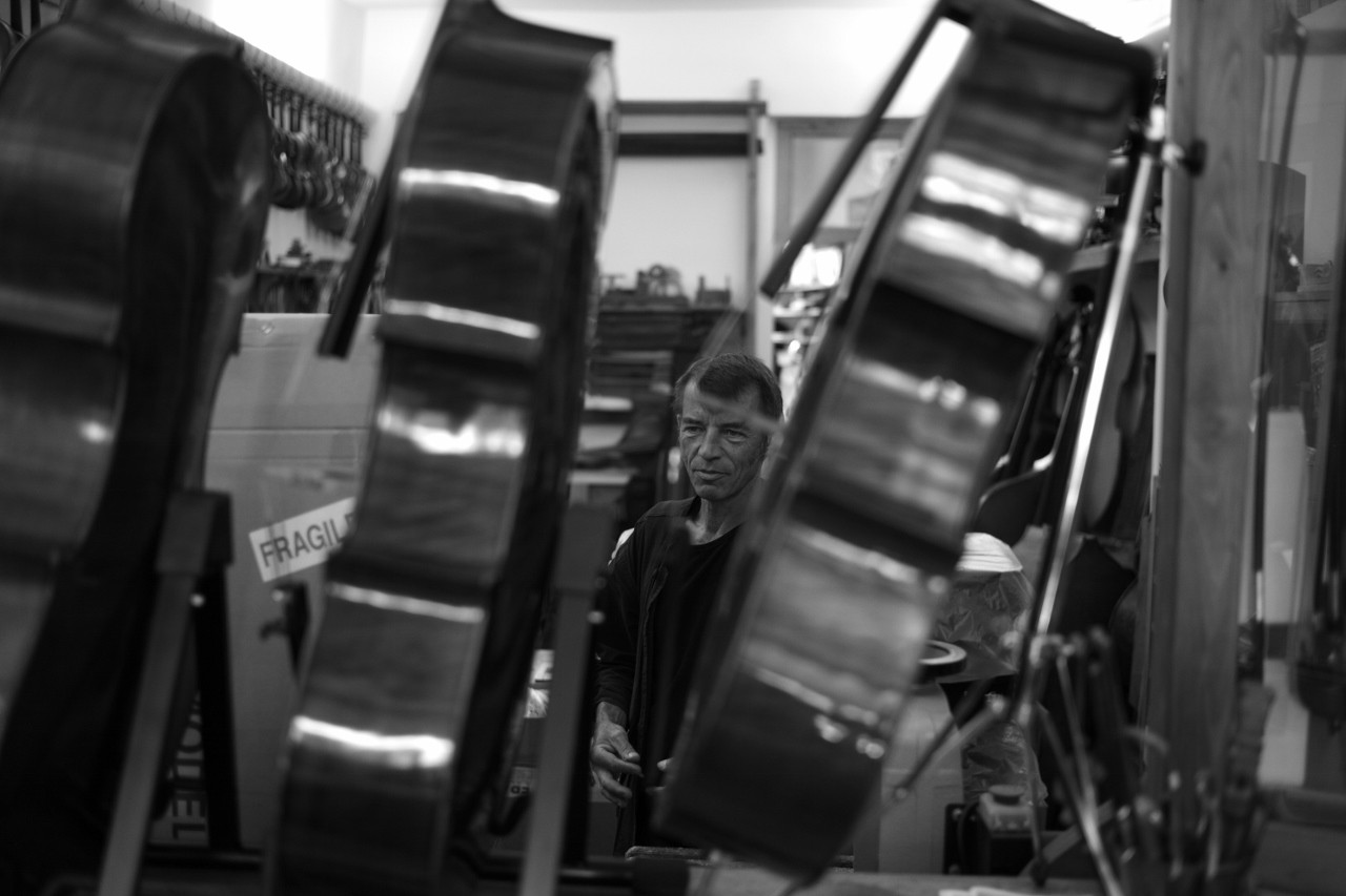 Maître Le Gouic luthier à Marseille